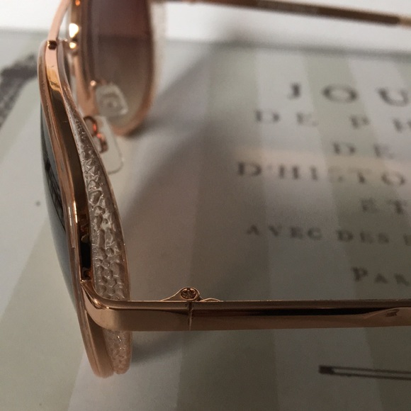 V19•69 ITALIA OVERSIZED AVIATORS ( Choose Color )